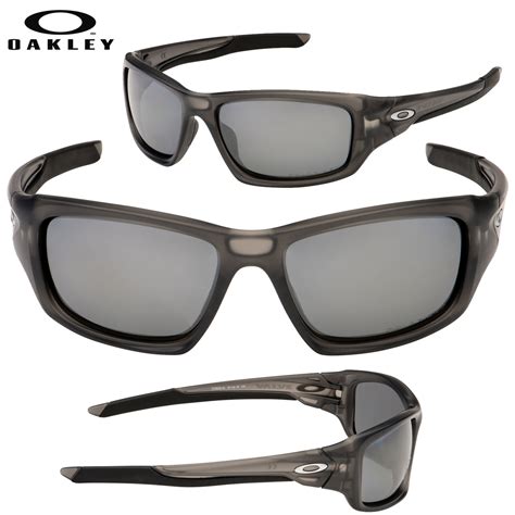 oakley valve polarized sunglasses.